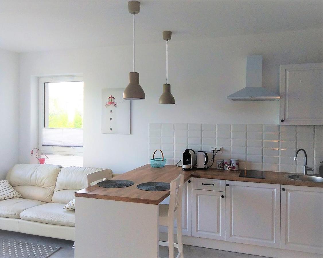 Bizapartments - Modern Flats With Parking Warsawa Bagian luar foto