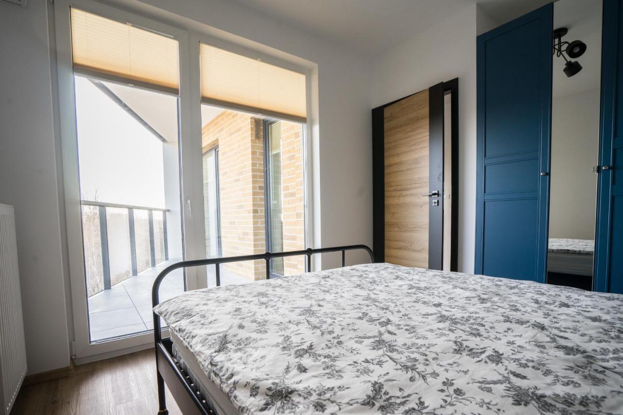 Bizapartments - Modern Flats With Parking Warsawa Bagian luar foto