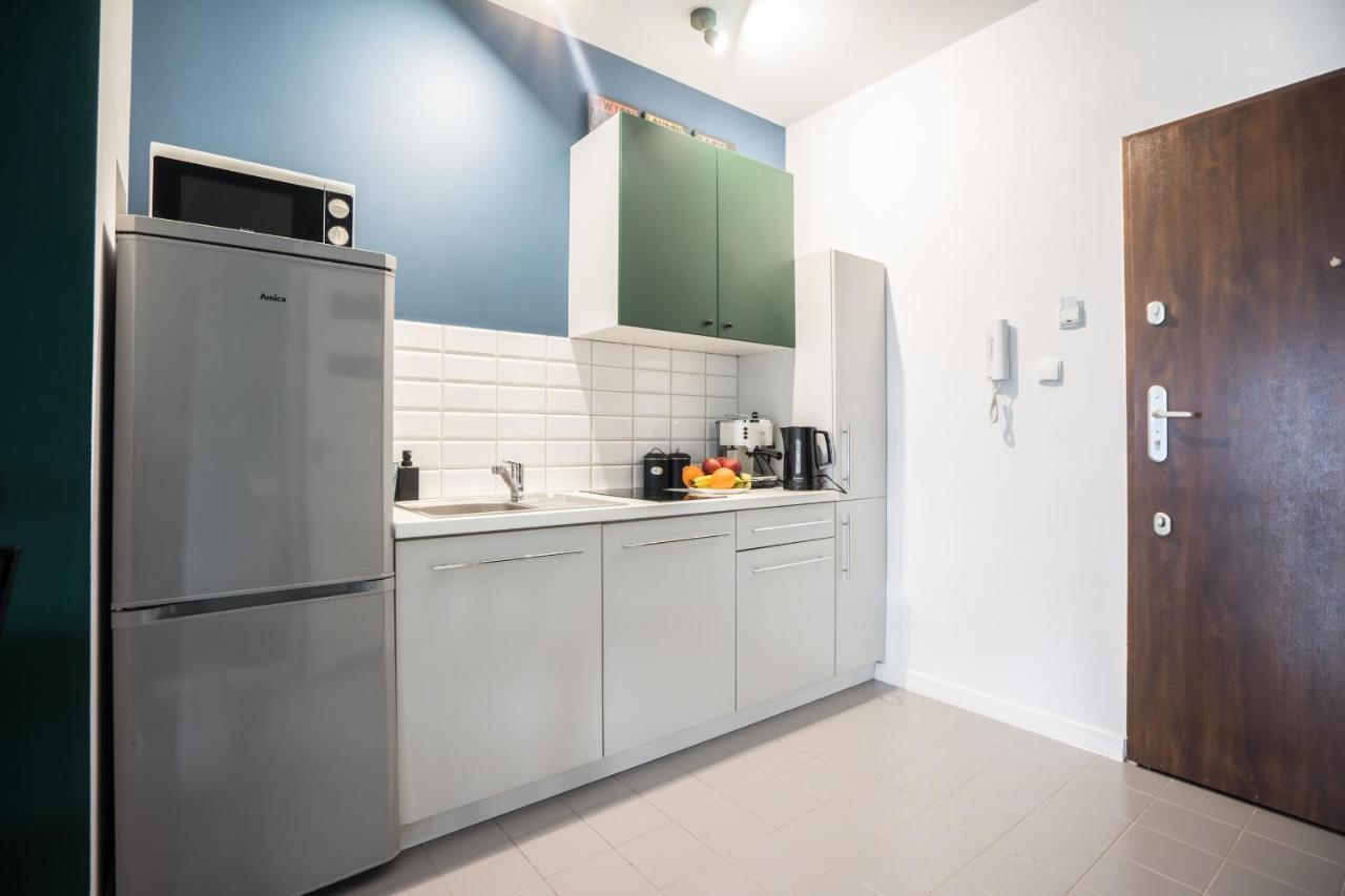 Bizapartments - Modern Flats With Parking Warsawa Bagian luar foto