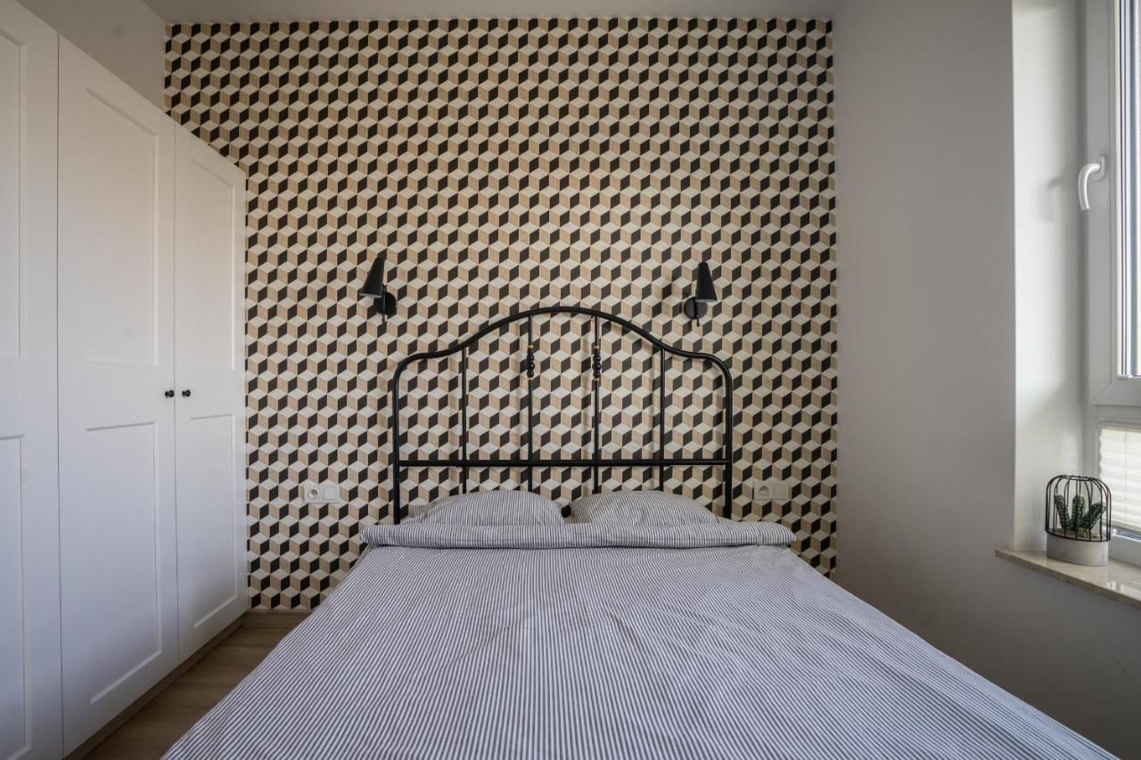 Bizapartments - Modern Flats With Parking Warsawa Bagian luar foto
