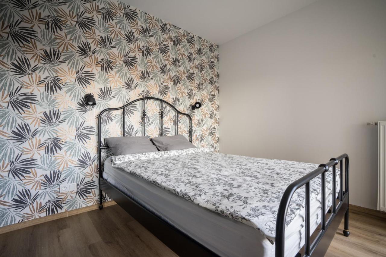 Bizapartments - Modern Flats With Parking Warsawa Bagian luar foto