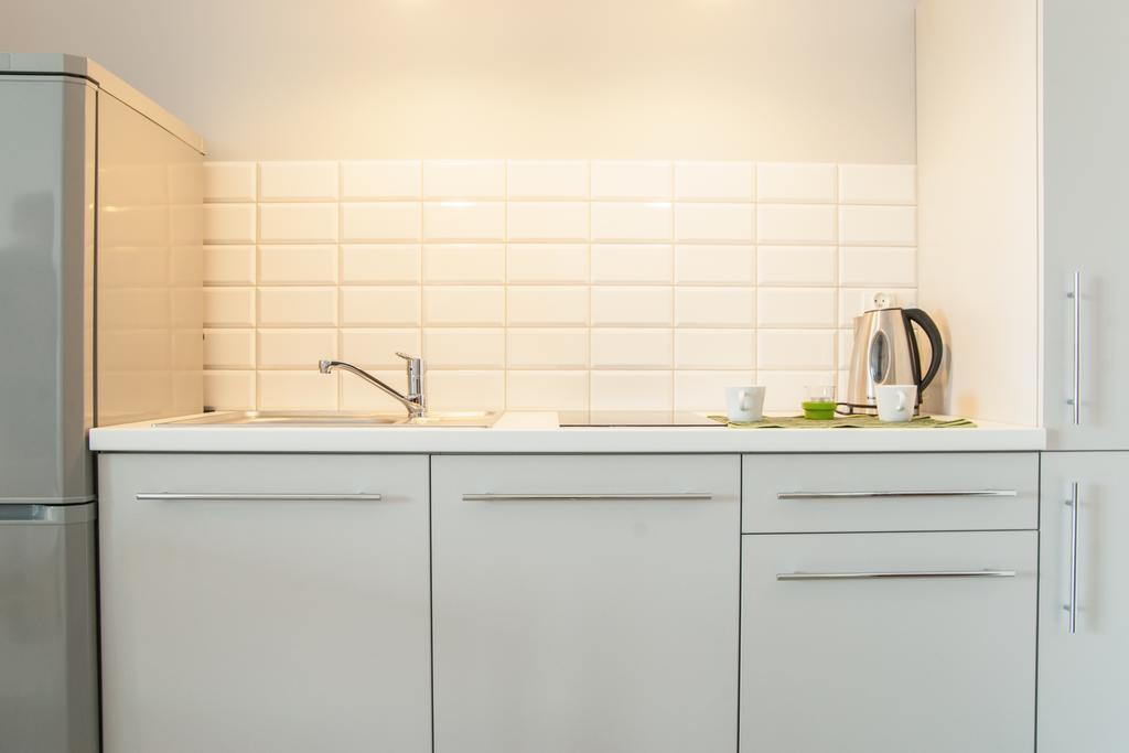 Bizapartments - Modern Flats With Parking Warsawa Ruang foto